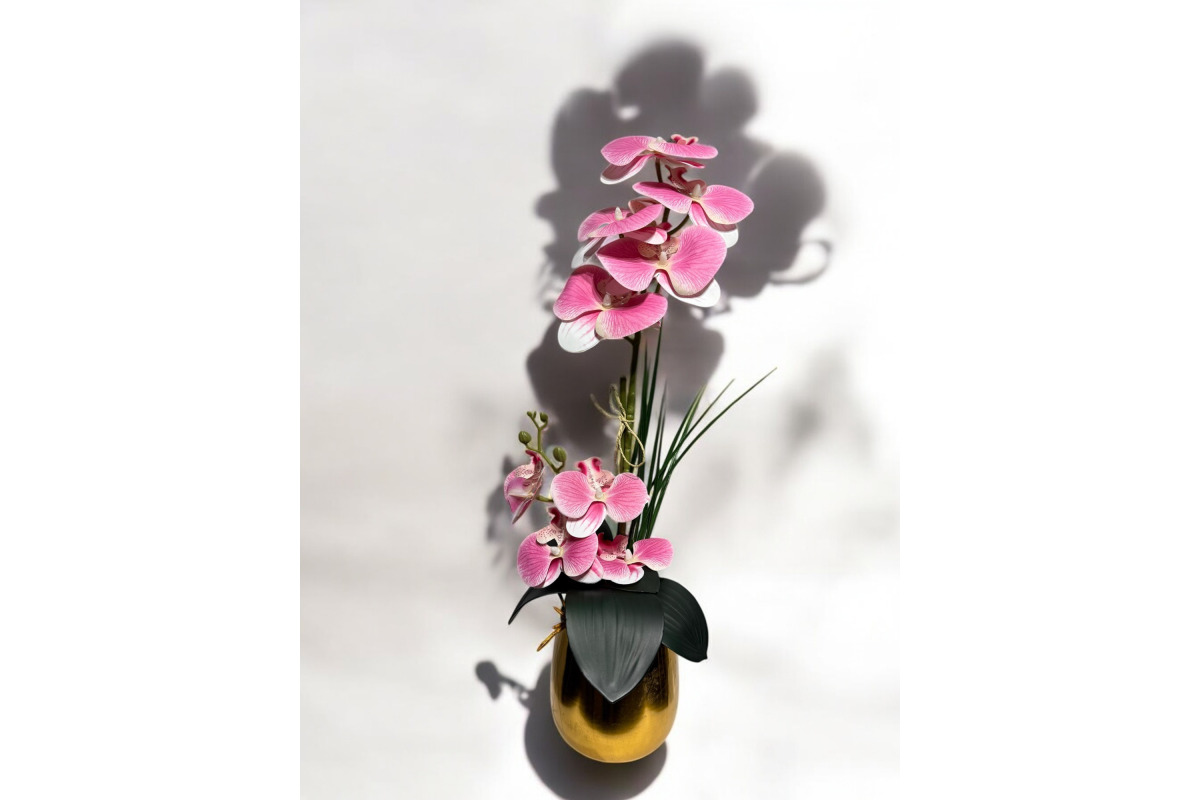 Sevgini Ölümsüzleştir: Dekoratif Saksıda Yapay Orkide